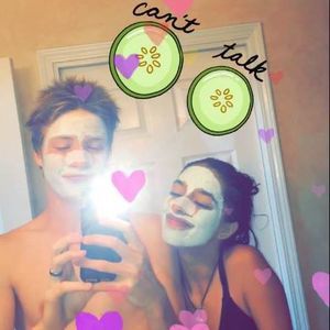 Meet your Posher, Isabel